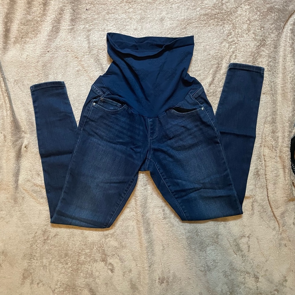 JESSICA SIMPSON Maternity Jeans